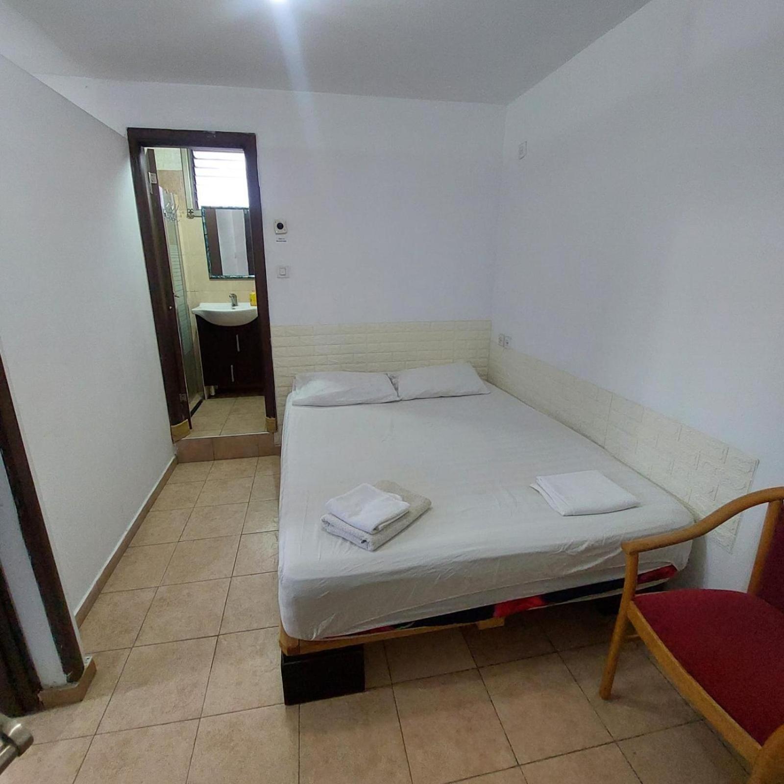 Star Guest- House Hotel Or Yehuda Exterior foto