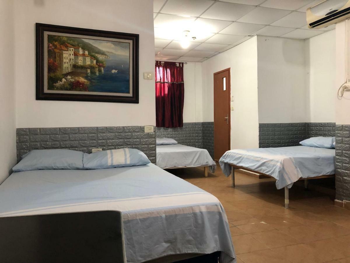 Star Guest- House Hotel Or Yehuda Exterior foto